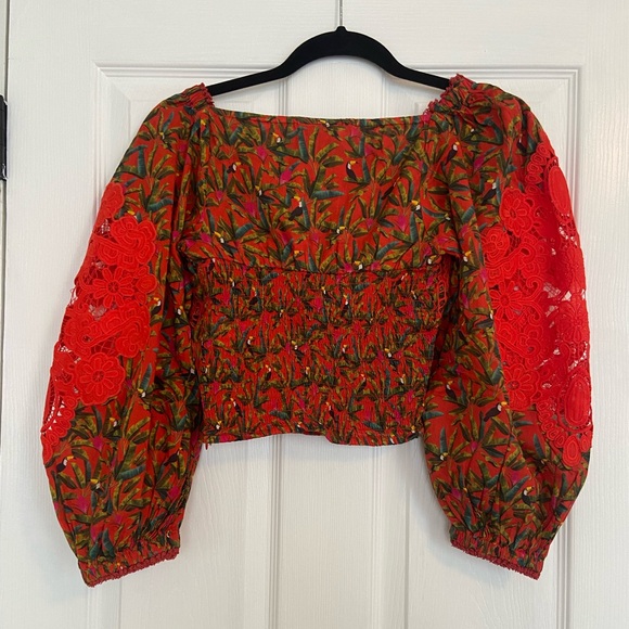 Farm Rio Tucano Paradise Lace Blouse. Size xs. Perfect condition. - Picture 4 of 5